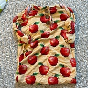 PoshPeanut Longsleeve 0-3 zipper gown